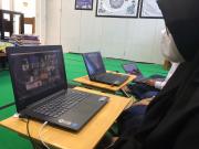 Santri Mengikuti Perkumpulan Osis Secara Online 